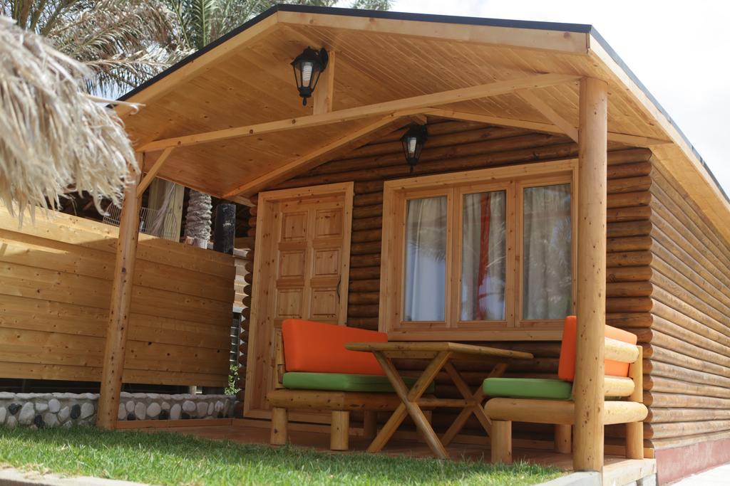 Sawary Beach Hotel בטרון חדר תמונה