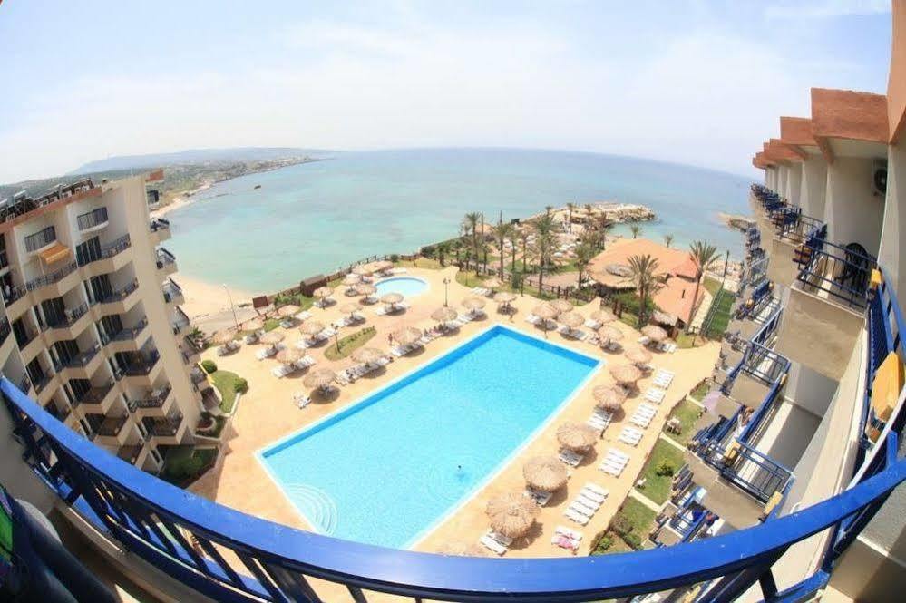 Sawary Beach Hotel בטרון מראה חיצוני תמונה